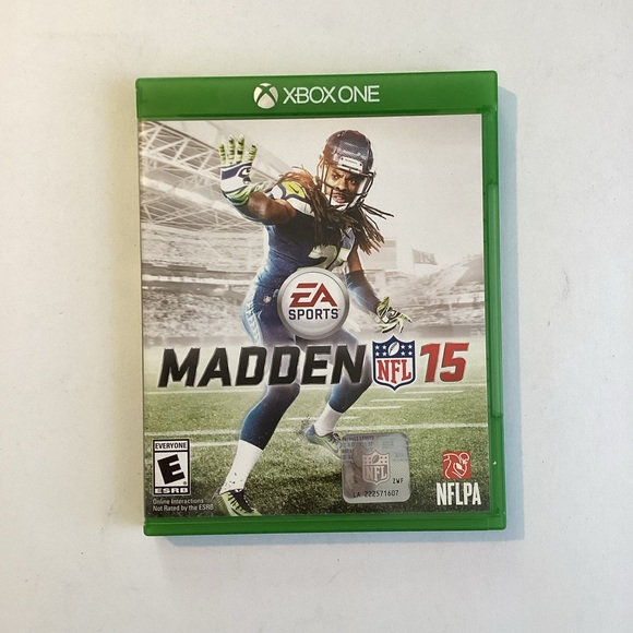 4 /💲20 🤑 Madden 15 NFL XBOX ONE game - Picture 1 of 3